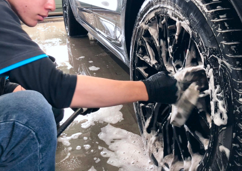 プロ仕上げ手洗い洗車